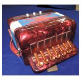 Hero vintage accordion, China