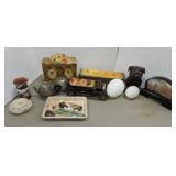 Box lot of assorted items