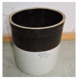 5 gallon brown/white crock