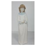 Lladro figure of lady with dove, Nadel, 10 1/2'