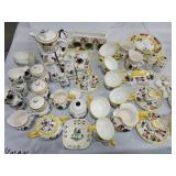 Japan Rooster & Roses lot of 50 assorted pcs,