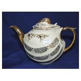 Hall China Parade teapot, ivory gold label