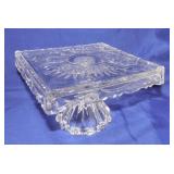 Cake stand, 5'h, 8'w