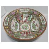 Famille Rose Medallion porcelain bowl with