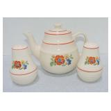 Universal Kitchen Bouquet teapot and