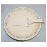 Pie plate and server