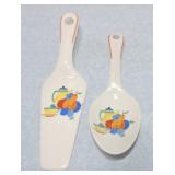 Harker Pottery 'Yellow Coffepot' cake server and