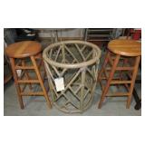Lot of 2 oak bar stools and wicker/bamboo