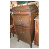 Victor mahogany floor model Victrola