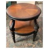 Nice looking solid stand Stan