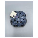 2 inches tall, the diameter is 3 1/2 inches at