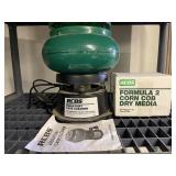 RCBS Vibratory case cleaner with book