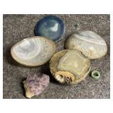 Lot of stone, shells, and others.