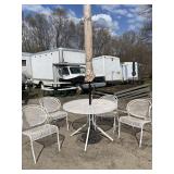 Woodard White metal patio Table with four