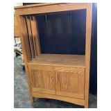 Solid wood very heavy stand well-built, missing