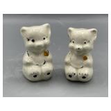 Vintage Shawnee Pottery Bear salt and pepper set