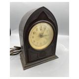 Vintage Bakelite Cathedral Telechron M1