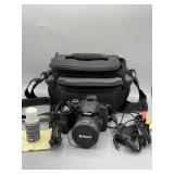 Nikon COOLPIX P530 digital camera with bag