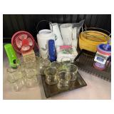 Miscellaneous lot including travel coffee cups