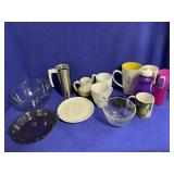 Quantity of coffee mugs, bowls, etc.