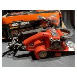 Black and decker 3" x 21" belt sander, Looks to