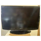 Insignia 37 inch insignia flat screen TV