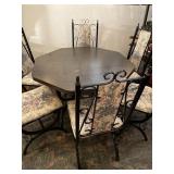 Mason Expandable table with six chairs