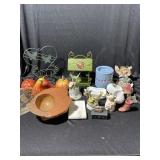 Home decor trinkets and souvenirs