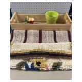 Wood crate with 2 rugs and planters