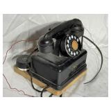 Phone with Button Ringer