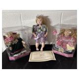 Gift gallery wind up musical dolls, porcelain