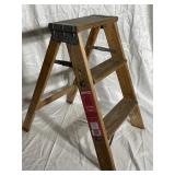 Wood Step Ladder