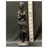 Midwest crafts hand crafted from coal. Statue