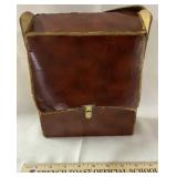 Travel set of 3 decanters and shot glasses