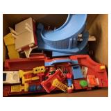 Fisher-Price Main Street pet shop