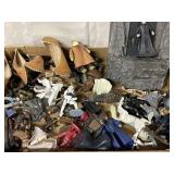 Lot full of figurines, most look to be Star Wars.