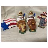 Seasonal salt and pepper shakers