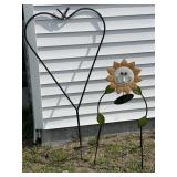 Sunflower welcome yard Decour and heart shaped
