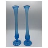 Vintage stretch neck bud vase, stretch blue