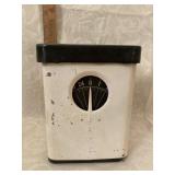 Vintage Montgomery Ward Kitchen Scale