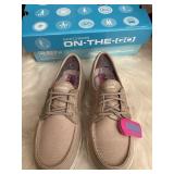 New in the box sketchers on the go size 9
