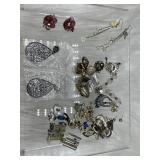 Vintage Large quantity of earrings