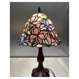 (X) Tiffany Inspired Lamp 19 tall