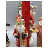 (w)Ceramic Santa Claus figurines