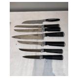 P- set of triumph sabatier knives and a Cuisinart