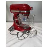 M- Kitchen-aiddeluxe edition mixer. Glass bowl,