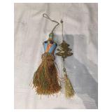 K- hanging wall decor