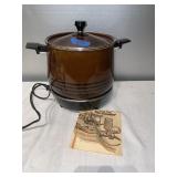 T- west bend lazy day slo-cooker