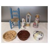 F- home decor. Figurines, small vase and more.