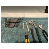 (U)Tekton Wrench set missing one  Channel Locks